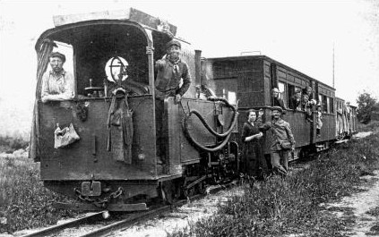 C'est ce train qui reliait Coucy-ls-Eppes  Festieux. Il tait  la disposition de la VIIe arme allemande et transportait les munitions.