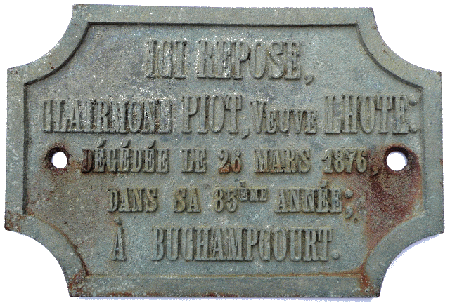 Plaque provenant du cimetire de La Selve. L'tat-civil de la commune de Sissonne atteste ce dcs  mais ne mentionne pas les raisons de l'inhumation  La Selve, bien que Buchancourt soit rattach  Sissonne.