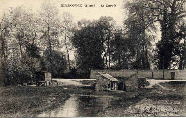 Le ponceau, lavoir route de Laon