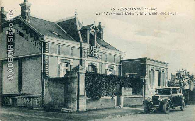 L'Htel Terminus rue des Vieux Moulins