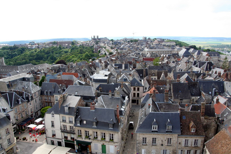 laon14.jpg