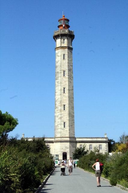 9.jpg - Ile de Ré : phare des baleines