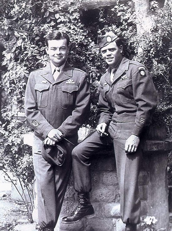 Pvt Freeland et Zimmerman  Sissonnejuin 45