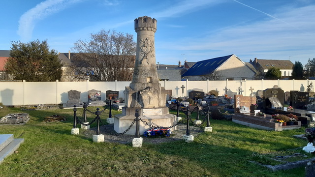Le monument en 2025dj patin depuis sa dernire restauration en 2007