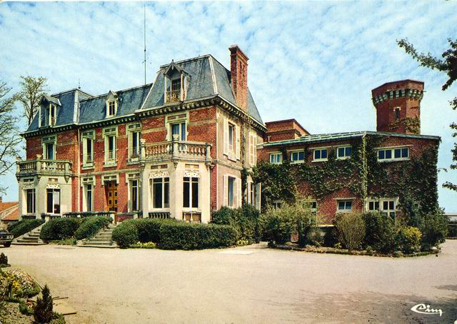 Vue du chteau de la Garenne