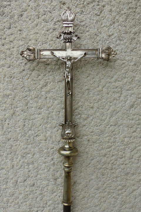 La croix de procession