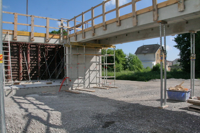 ... murs du vestiaire et terminer la faade