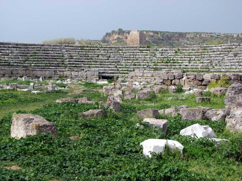 turquie29.jpg - Pergé : le stade